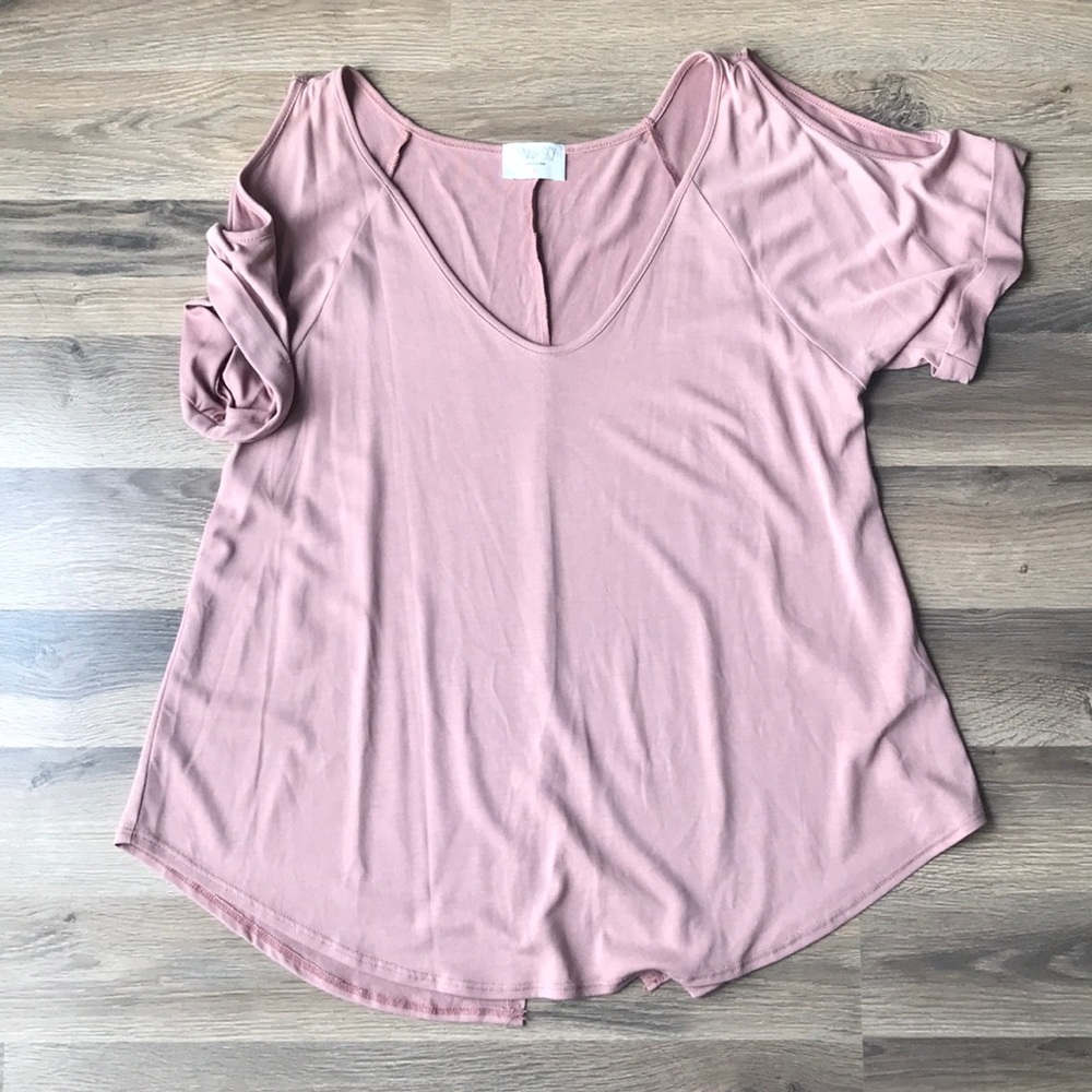 Cold shoulder pink/nude top with slit in bottom